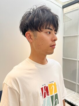 トレス(TRESS) メンズヘア　ニュアンスパーマ　刈り上げ　原宿　表参道　渋谷