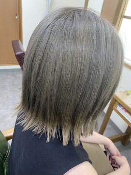 東京ヘアーサロン 外ハネボブ×グレージュ/20代/30代/ブリーチ/北本/鴻巣/上尾