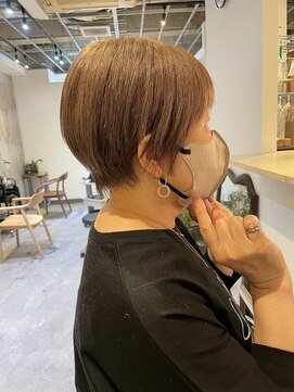 イズミ(Izumi) 脱白髪染め