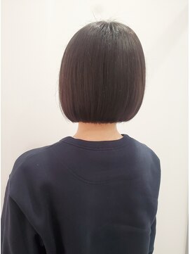 エレノア 自由が丘ANNEX(Eleanor) 黒髪ボブ