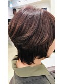 ショートボブ