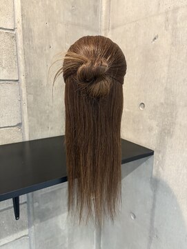 エイミー 伏見店(aemii) シンプルなハーフアップカチモリ