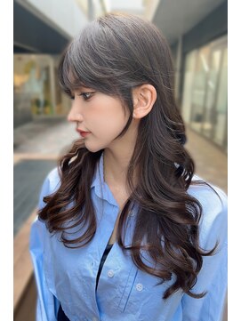 クーエフー(coo et fuu) シースルーバング レイヤーカット アッシュベージュ