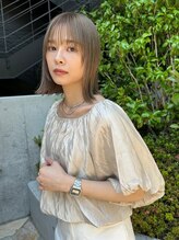 ブリーチなしダブルカラーで叶える大人オリーブグレージュ◎