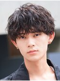 渋谷シャドウパーマラウンドマッシュウルフメンズカット黒髪30代