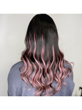 フツーロ 栄(FUTURO) プルエクステ