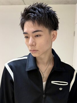 ファルベ(Farbe) フェザーパーマ/サーフカール/刈り上げセンターパート