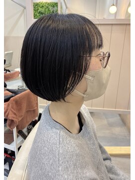 シダ(sida) ショートボブ　レイヤー