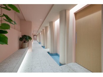 ルーム シンサイバシ(room shinsaibashi)の写真/【全席完全個室】であなただけの贅沢空間！周りを気にすることなく、ゆっくりお過ごしいただけます♪