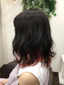 パチャールヘアー(PACAR HAIR) チラ見えインナーレッド