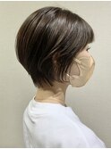 ショートヘア×オリーブアッシュ