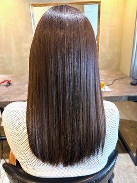 ヒース 姪浜(Heath) ストレート　アッシュカラー　髪質改善　縮毛矯正