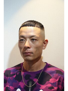 ツーエイチ 新宿(2H) 新宿/クロップ/極短