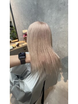 モードケイズ(Aimee by modek’s) ホワイトブロンド