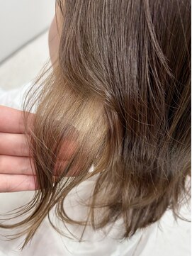 フィゼル 南堀江店(fizelle) ベージュインナーカラー