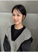 〈黒髪スタイル すっきりショート〉