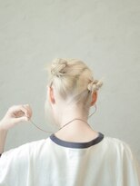 テン(tenn)&nbsp;ホワイトベージュ/ケアブリーチ/ヘアアレンジ