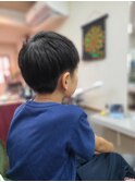 小学生の刈り上げしないショートスタイル