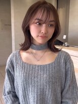ミルクティーベージュ_ライトニング_ケアブリーチ_外ハネ