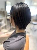 ショートボブ