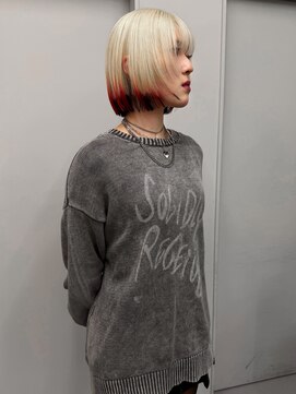 ヴァーディ オモテサンドウ(Vardy omotesando) design/裾カラー ブロンド 抜きっぱなし 赤 黒