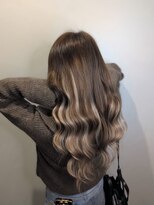 ブランシスヘアー(Bulansis Hair)&nbsp;ハイライトでオトナっぽ女子に！