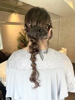 サンルーム(SUN room) ゆるふわ編み下ろしリボンパール結婚式アレンジお呼ばれヘア