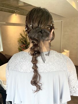 サンルーム(SUN room) ゆるふわ編み下ろしリボンパール結婚式アレンジお呼ばれヘア
