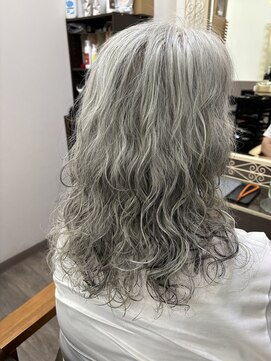 グリース (Greath) ミディアムパーマ