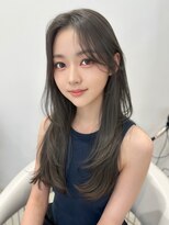ノエシキカ(noe sikika)&nbsp;艶髪/韓国/レイヤーカット/ダブルカラー/栄e86