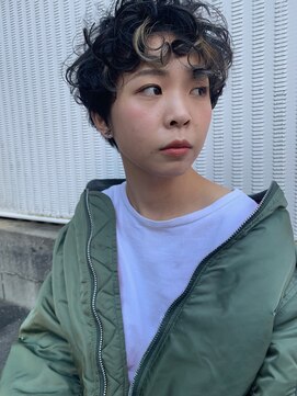 ムジーク(Musiiik) カーリーショート