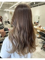 アヴァンス 京橋店(AVANCE)&nbsp;オリーブベージュ@京橋