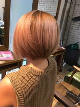 イーツー(e.e.) ショートボブ