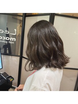 リー 天王寺(Lee) くすみベージュ