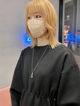 ロンドポレール 北千住(Lond polaire) 【伊勢】艶髪くびれミディ/セクションカラー/ペールベージュ