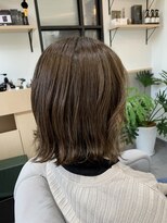 クレイドル(cradle) 毛先が揺れる外ハネエアリーボブ