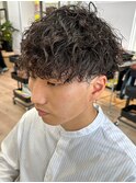 ツイストスパイラルパーマ波巻きスパイラル刈り上げマッシュ