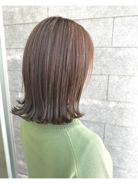 ゴットラトゥール(GOTTO LATOUR) ハイライト/ベージュ/外ハネ/透明感カラー/アッシュベージュ