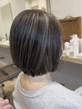 コノアラボ 守谷店(Conoah labo) 脱白髪染めハイライト/セミディ/ショートカット/デザインカラー