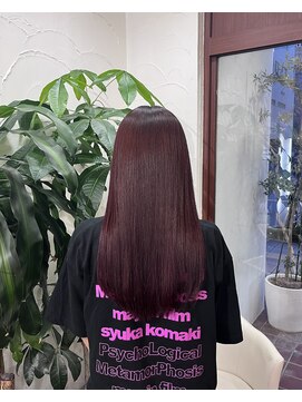 アン(Hair make un) ワインレッド