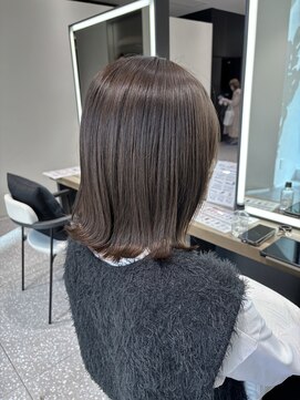 サヴォア(Savoir) 艶カラー◎オリーブグレージュ