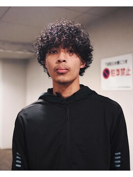 カーリーヘア／アフロ／平塚