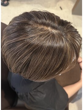 クオール(Quol) 【脱白髪染め】極細ハイライトで白髪を目立たなく　　片野