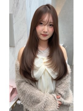ロンド レア 天神大名店(Lond Le’a) 卵型丸型ミルクティーブロンドダークブルーワンホンレイヤー