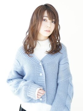 ユーシャンボール(U-CHAMBORD) しなやかに動くウェーブ