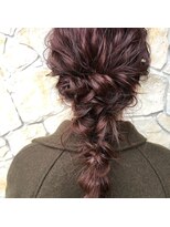 ヘアメイク ヴァロ(Hair Make VaLo)&nbsp;編みおろしアレンジ