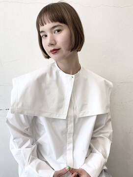 ココ 本八幡(KOKO) 黒髪クラゲヘアーオリーブグレー小顔ココアベージュ丸型卵型ボブ