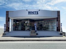 アンダーバーホワイト 浜松店(_WHITE)の雰囲気（第二駐車場まであります。小山歯科さん裏側）