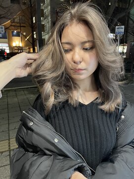 スリー(three) 韓国風レイヤー