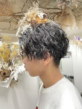 エスアイ(S.i) ツイストパーマ［五条駅/京都駅/七条駅/四条駅/烏丸駅］